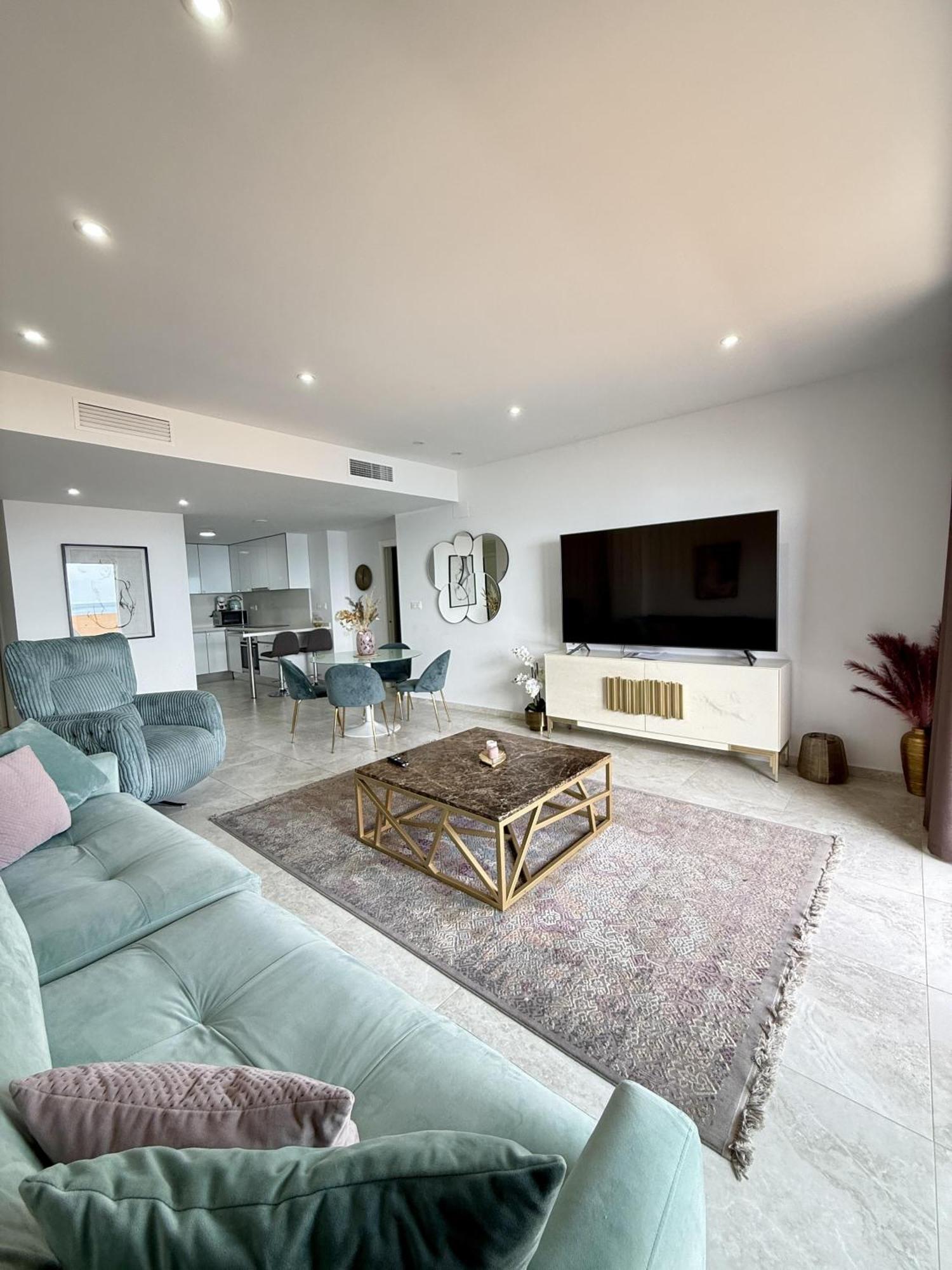 Silvia Luxury Apartment Торевьиа Экстерьер фото